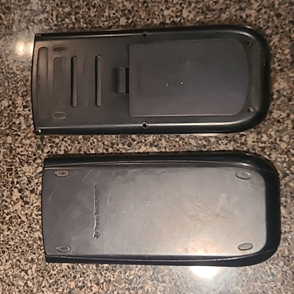 Texas Instruments TI-84 Plus calculator - Picture 4 of 7